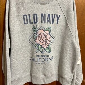 Women’s Old Navy Gray Graphic Sweatshirt